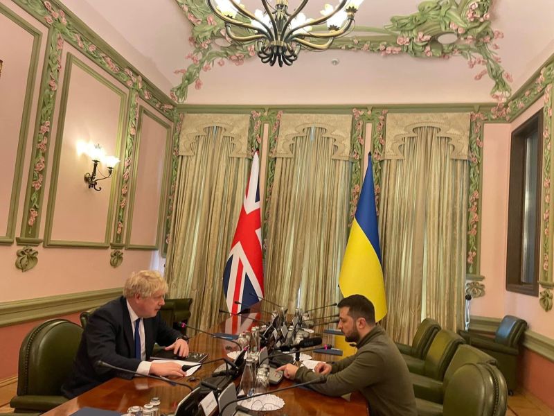 ▲ 英國首相強生現身基輔，與烏克蘭總統澤倫斯基會面。（圖／翻攝自Embassy of Ukraine to the UK推特）