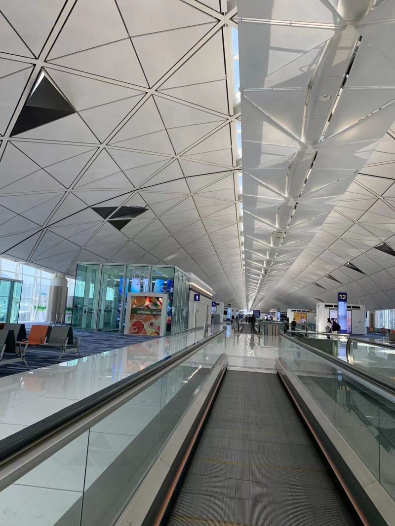 ▲疫情爆發以來,香港國際機場旅客數銳減。(圖/讀者提供)
