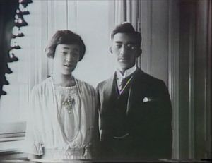 日本皇室香淳皇后 ▲香淳皇后以及昭和天皇。(圖/翻攝自富士電視台)