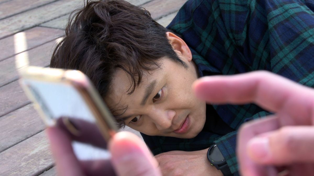 ▲張書偉要求對手動作戲真打。（圖／民視）