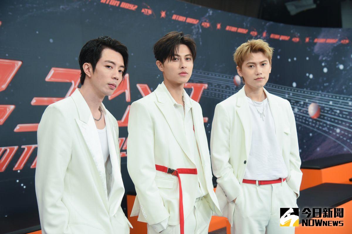 ▲JPM睽違6年合體，為《原子少年》擔任助力導師，左起為小杰、王子、毛弟。（圖／記者陳明安攝,2022,04.05）