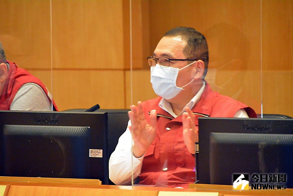 ▲2歲男童確診重症，在19日深夜病逝，新北市長侯友宜對此感到自責、不捨。（圖／NOWnews資料照）