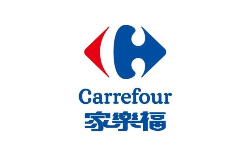 ▲原PO表示家樂福的「福」字藏著一個笑臉。（圖／截自家樂福Carrefour臉書）