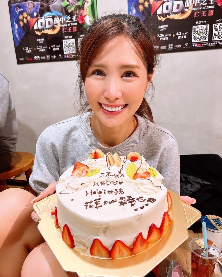 ▲▼沐妍歡度40歲生日。（圖／沐妍臉書）
