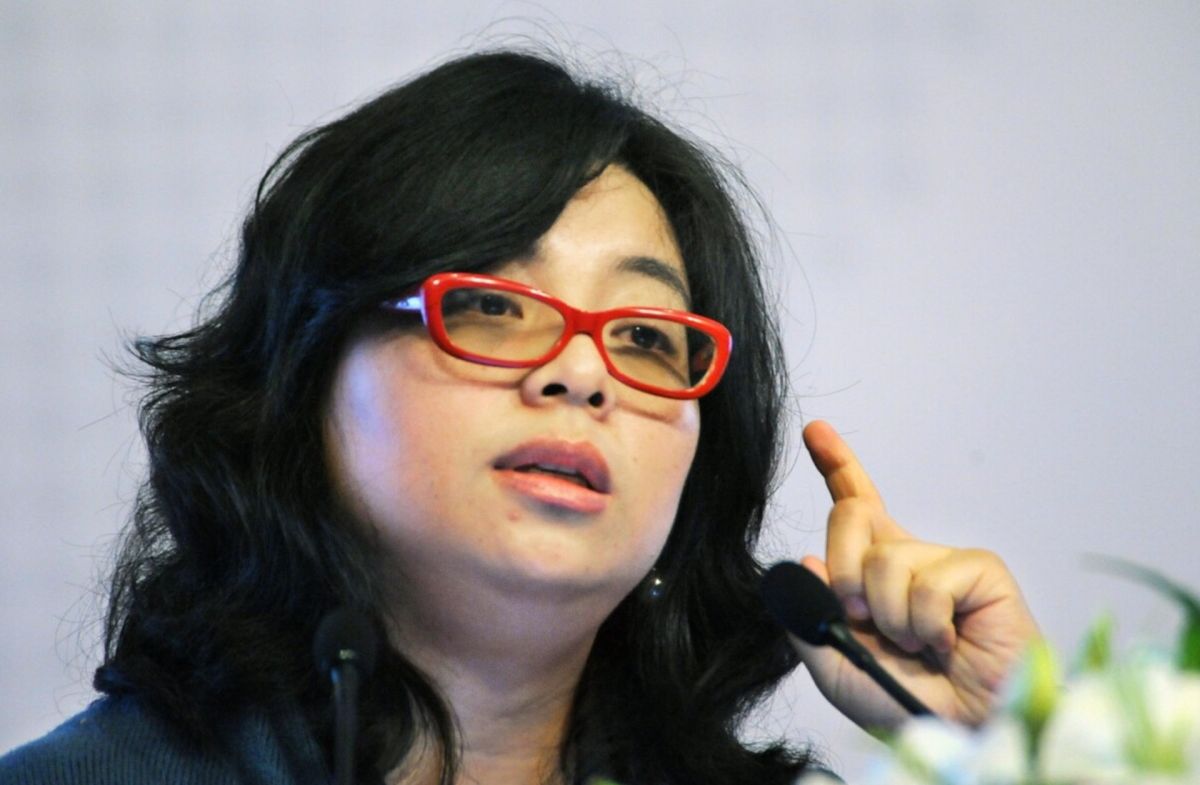 ▲中國「正能量作家」六六過去忽視封城下的悲苦，如今母親染疫被強制送入方艙醫院的消息曝光，掀起不少網友討論。（圖／翻攝自微博@六六）