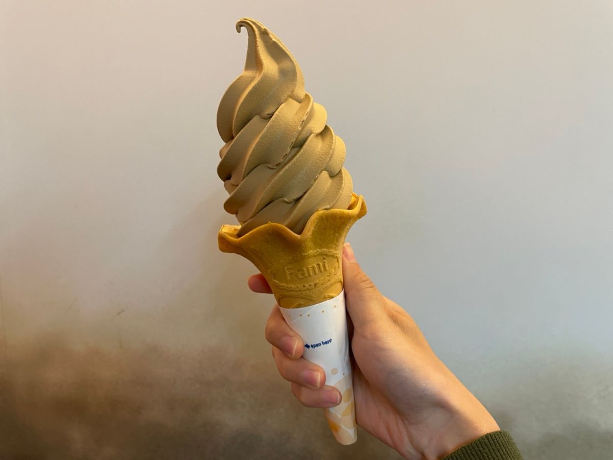 ▲有網友本想於深夜購買全家霜淇淋，卻遇到「殘酷規矩」而吃虧，無奈大嘆「我真的是晴天霹靂！」（示意圖／記者陳雅雲攝）