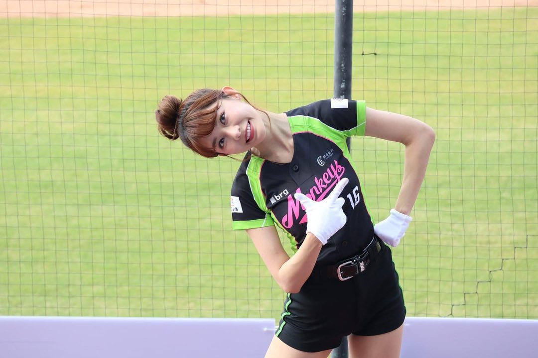 ▲陳怡叡舊片流出，一分半狂扭臀電暈粉絲。（圖／陳怡叡IG）