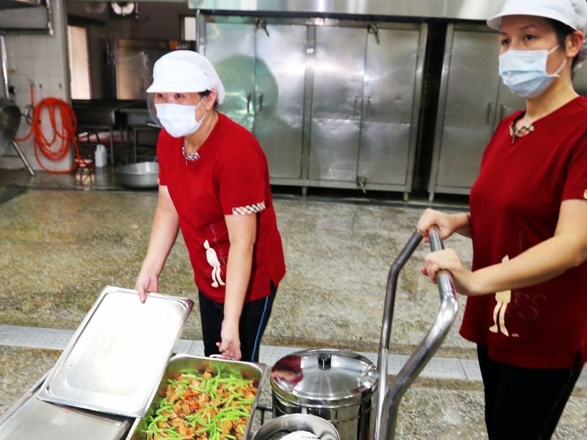 ▲111學年度營養午餐費用調漲，高市府將全額吸收調漲差額。（圖／高市府提供）