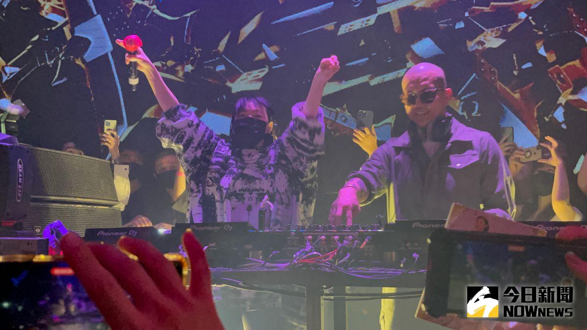 ▲具俊曄台北首秀登微博熱搜，大陸網友大讚小S和姊夫的互動。（圖／記者陳雅蘭攝）