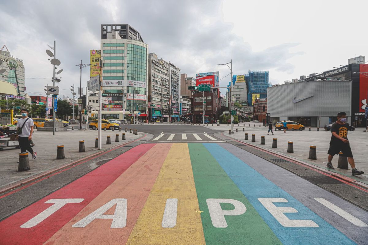 ▲今（17）日國內確診1210例，疫情指揮中心指揮官陳時中示警，全台有4縣市為高風險縣市，分別是雙北、桃園、花蓮。（圖／NOWnews攝影中心）