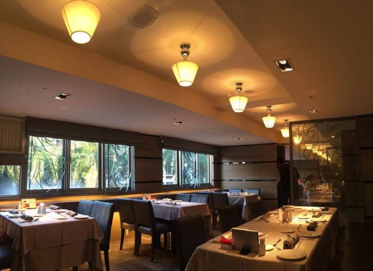 ▲連鎖餐飲龍頭「王品集團」旗下品牌繁多，就有網友分享王品「最強神店」，而引起討論。（示意圖／翻攝王品瘋美食臉書）