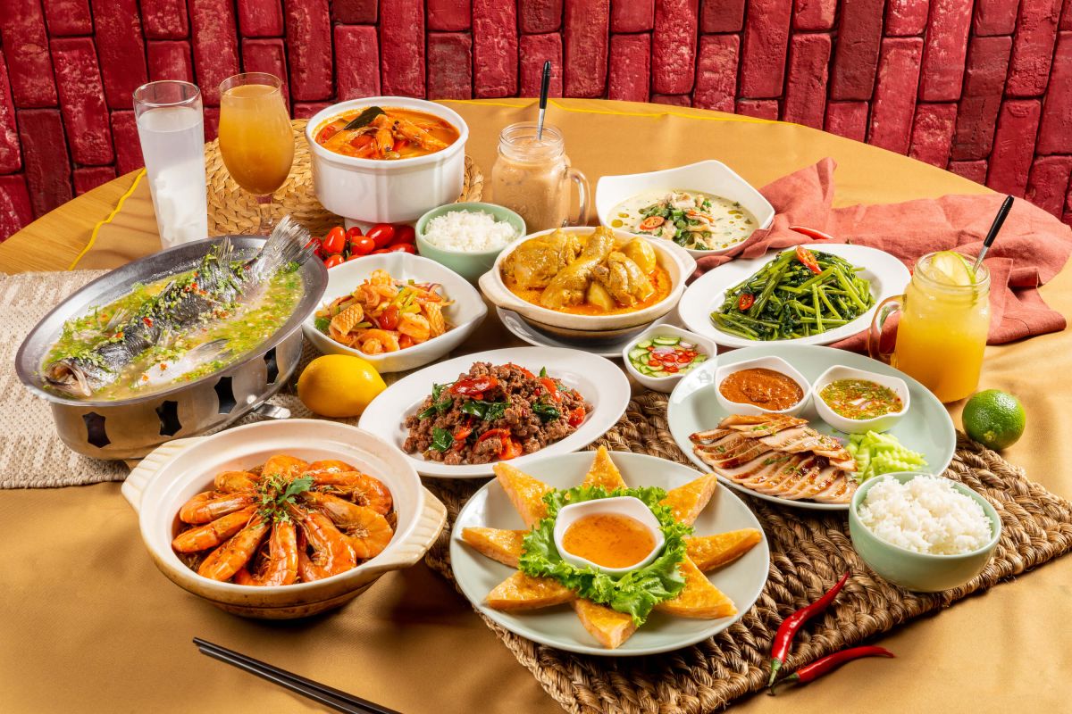 ▲瓦城集團七大品牌慶祝母親節，4/18起內用外帶皆享優惠，最高「現折1000元」還加碼萬元電子券抽獎加菜金。（圖／瓦城泰統集團提供）