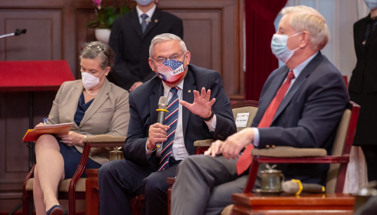 ▲總統蔡英文在總統府接見「美國聯邦參議員葛瑞姆率領重量級聯邦參眾議員訪團」。（圖／外交部提供）