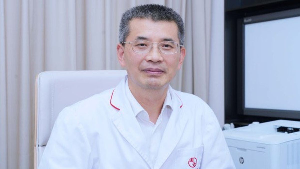 ▲上海資深感染病學家繆曉輝，日前發文質疑當局堅持的動態清零政策，還點名當紅的「防疫權威」要他們「有本事就清零」，若成功自己將向中國14億人謝罪。（圖／翻攝自微博）