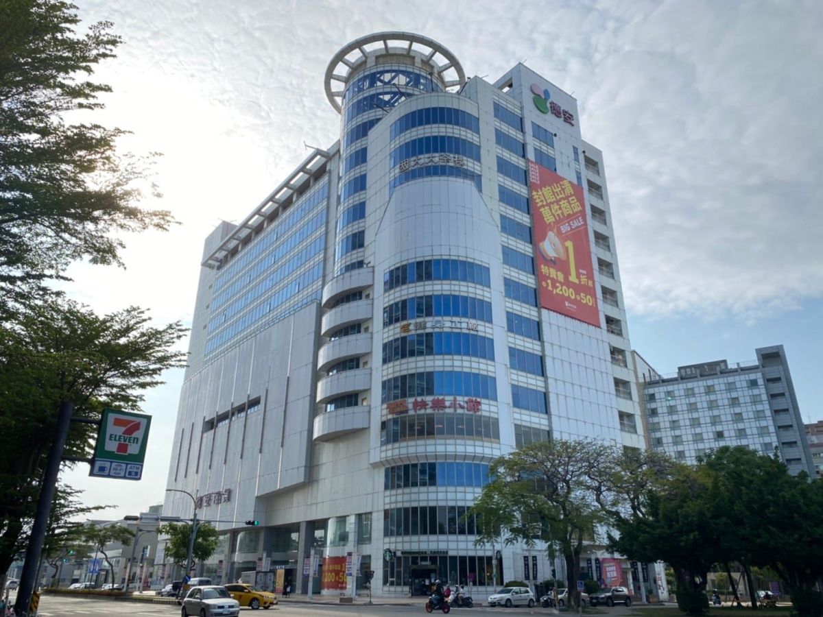 ▲台南德安百貨將營業至6/30。（圖／取自蔡宛秦。政治 x 三寶媽臉書）