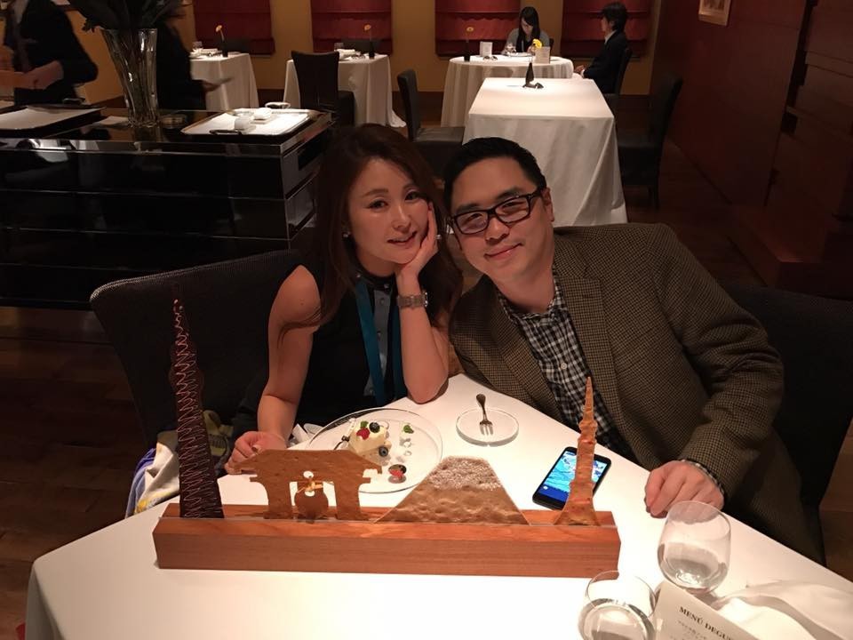 ▲麻衣（左）與王泉仁兒子在東京確診。（圖／翻攝麻衣臉書）