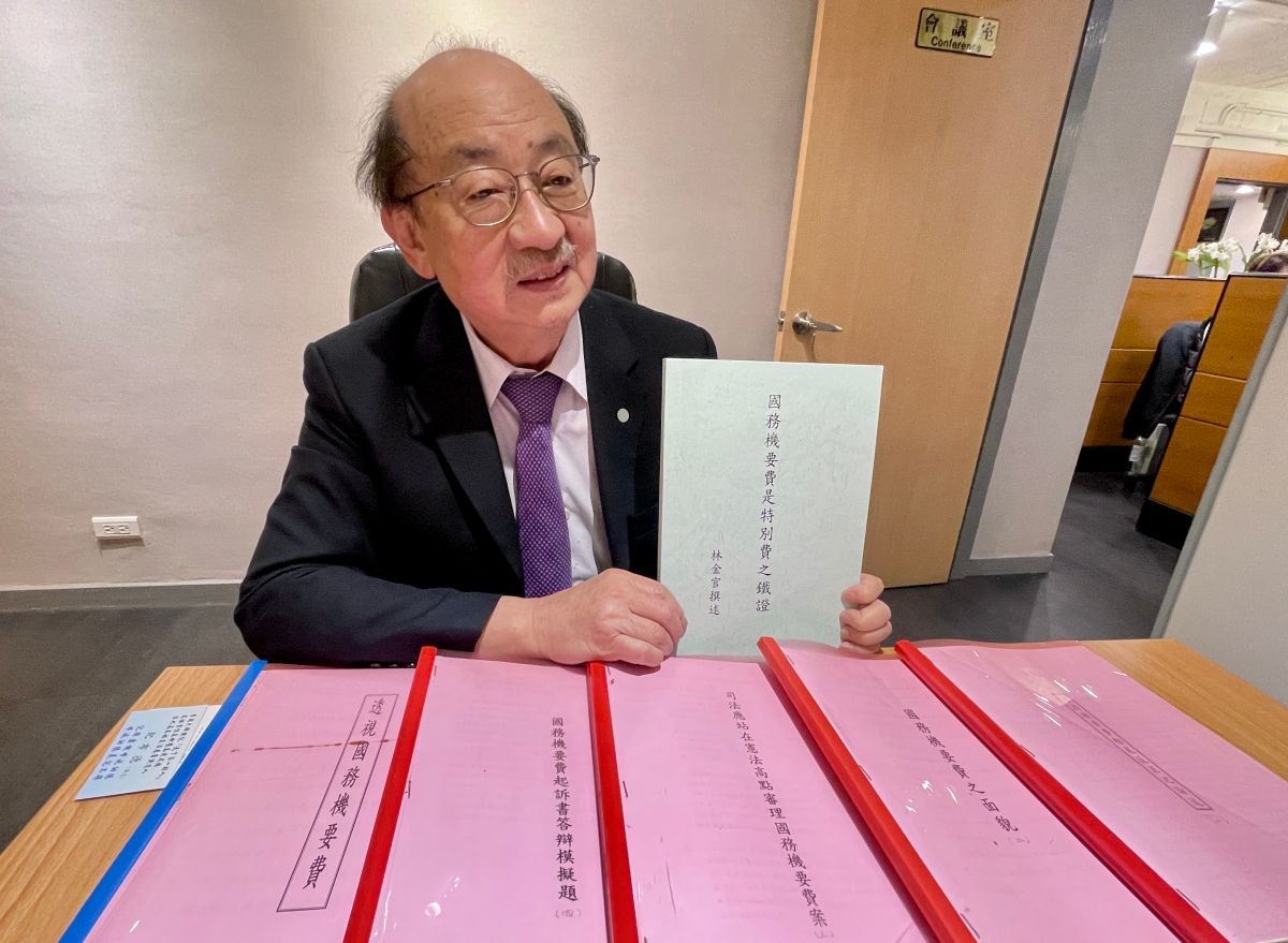 ▲柯建銘表示，國民黨以為抓到大尾、政治介入，根本是胡扯、扯遠，見黑影就開槍，和抹黑羅氏快篩扯上前立委蔡煌瑯如出一轍。（圖／記者王敏旭攝）