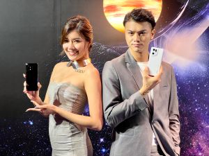 ▲OPPO Find X5 Pro。(圖／記者周淑萍攝)