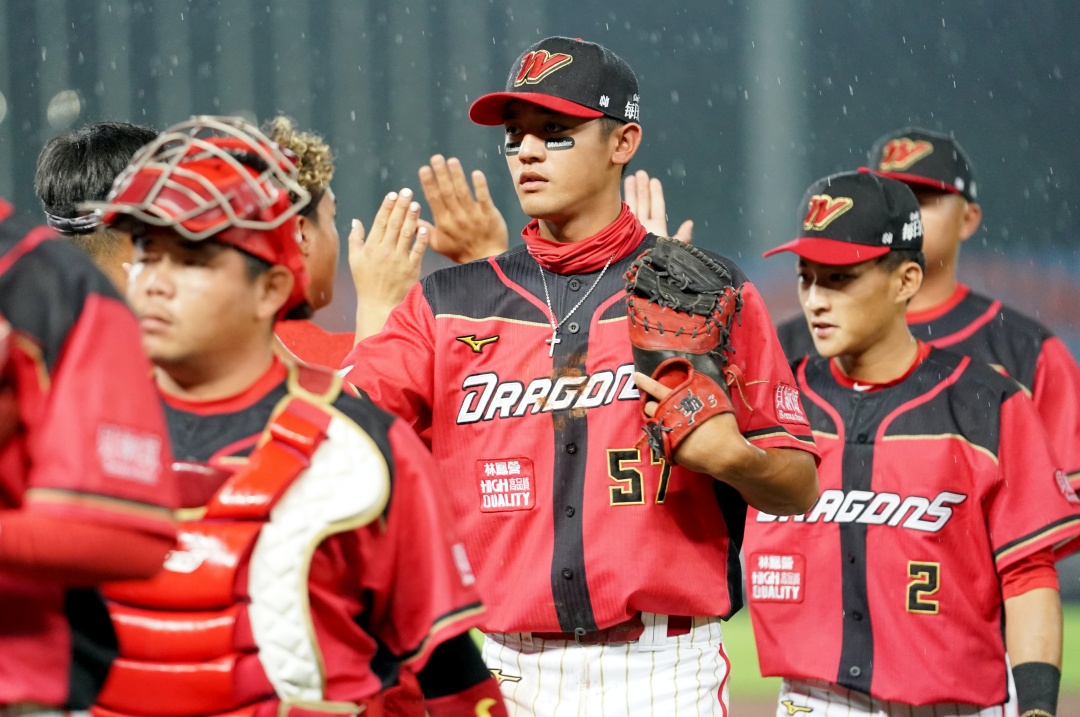 ▲味全龍拿莫伊漾。（圖／味全龍提供）