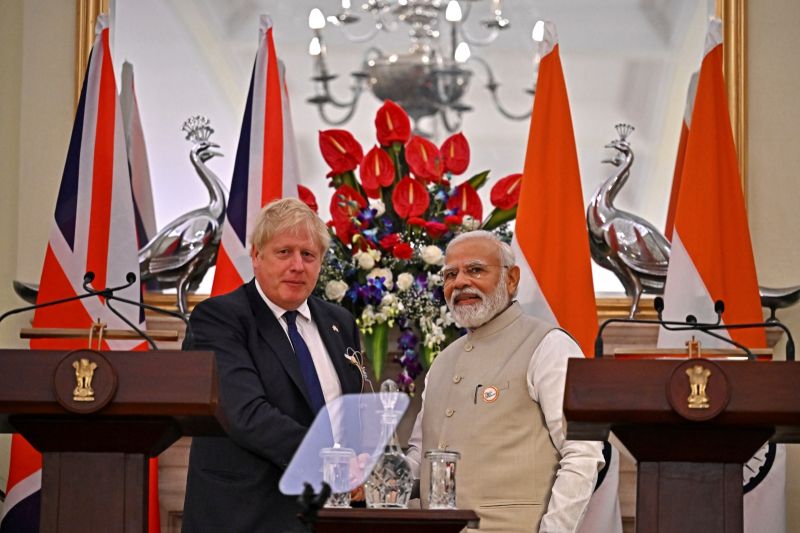 ▲英國首相強生22日與印度總理莫迪會晤，會後宣布英國將特別為對印度的軍售簡化行政程序、縮短交運時間。（圖／美聯社／達志影像）