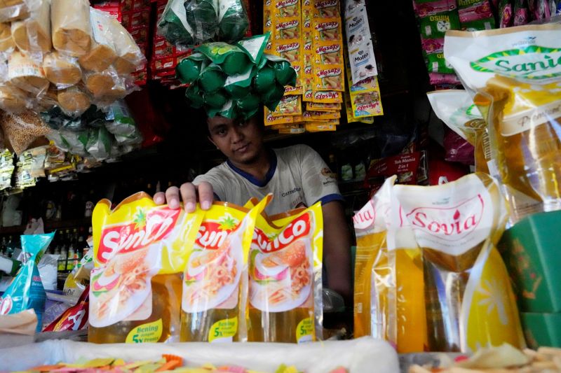印尼禁棕櫚油出口衝擊全球　韓國化妝品炸雞都漲
