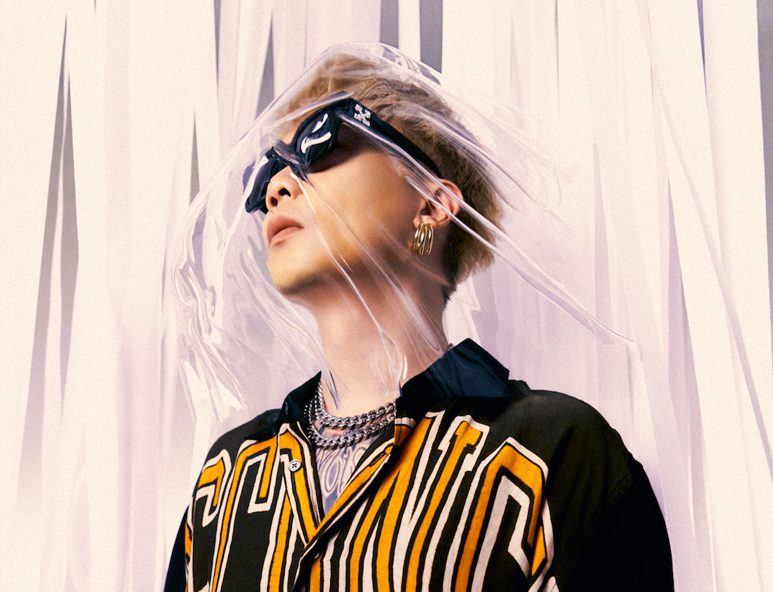 ▲蕭秉治為專輯《狂人》，投入許多精力，他想以極端的方式，喚起更多人的共感。（圖／相信音樂提供）