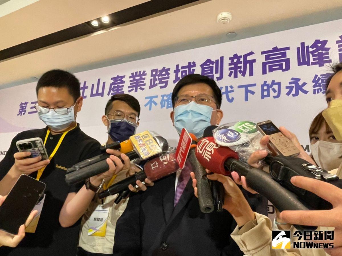 ▲林佳龍表示，盧秀燕執政的台中發展停滯，自己會當蔡其昌的後盾，團結力拚勝選。（圖／記者黃宣尹攝，2022.04.25）