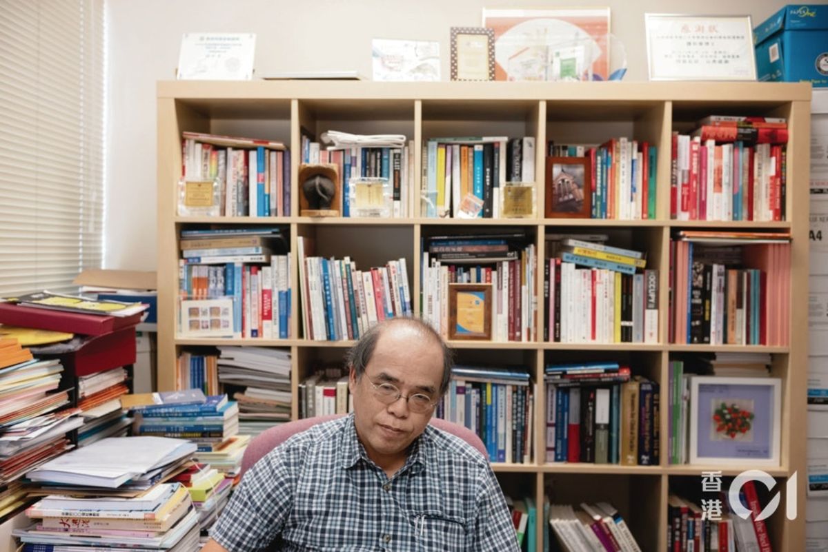 ▲香港民研副行政總裁鍾劍華周日（4月24日）晚上在Facebook表示，已在當日離開香港，前往英國。（圖／翻攝自《香港01》）