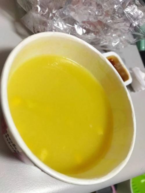 肯德基玉米濃湯怎了？她一喝打擊：無法接受 店員揭真相 | 新奇 | NOWnews今日新聞