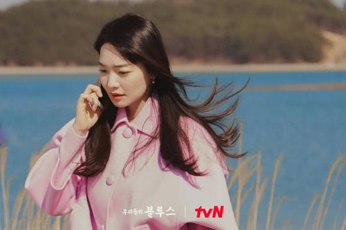 ▲申敏兒在《我們的藍調時光》飾演一名憂鬱失婚女子。（圖／Netflix提供）