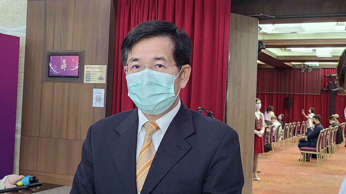 ▲居隔3+4上路今（26）日上路，教育部長潘文忠表示，教職員工生防疫標準一致，自主防疫的四天，皆以不到校為原則。（圖／記者李琦瑋攝，2022.04.26）