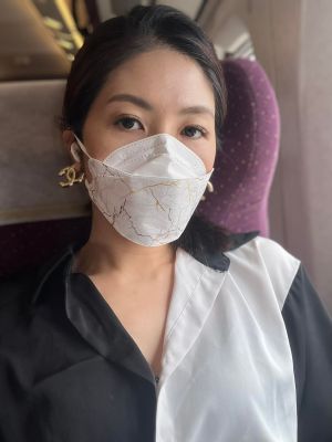 ▲律師李怡貞覺得確診後還要公開向外界道歉很奇怪,連連拋出疑惑獲得許多共鳴。(圖/翻攝自女人大律師李怡貞臉書) ▲律師李怡貞對汪小菲離婚後仍不斷對外界放話感到不以為然。(圖/翻攝自女人大律師李怡貞臉書)