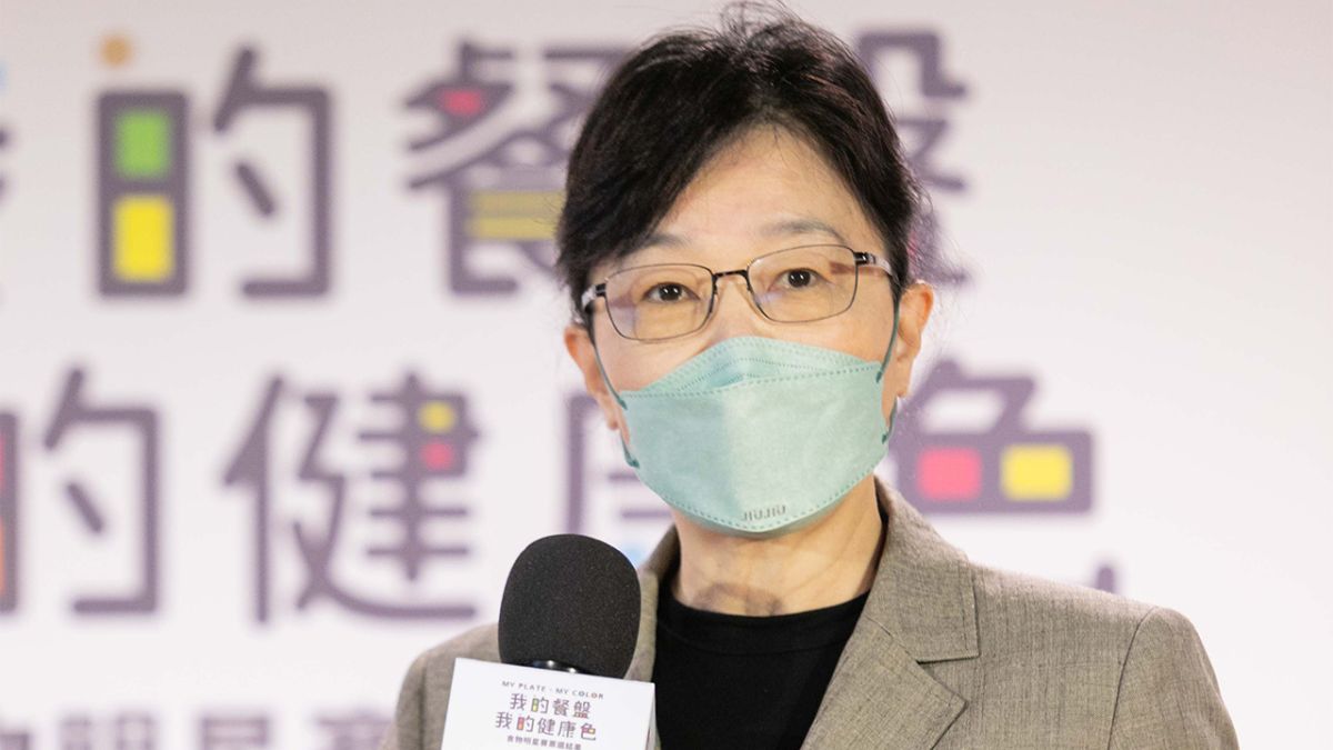 ▲公衛營養專家，中研院特聘研究員潘文涵教授指出，國外有研究顯示，相較於血液中維生素D濃度足夠的人，維生素D缺乏者感染新冠病毒的風險增加77%。（圖／千禧之愛健康基金會提供）