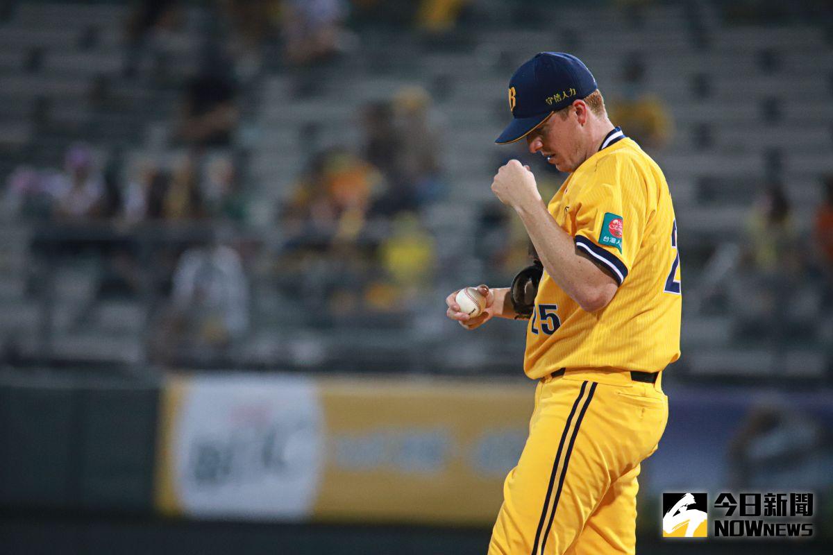 ▲中信兄弟洋投泰迪。（圖／記者葉政勳攝）