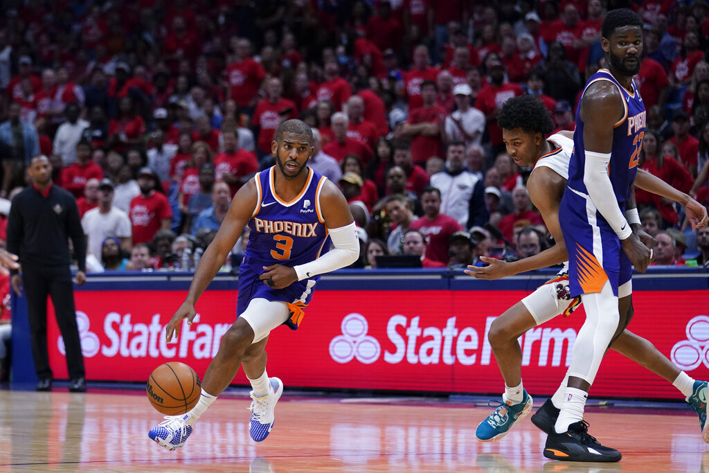 ▲Chris Paul帶領太陽贏球。（圖／美聯社／達志影像）