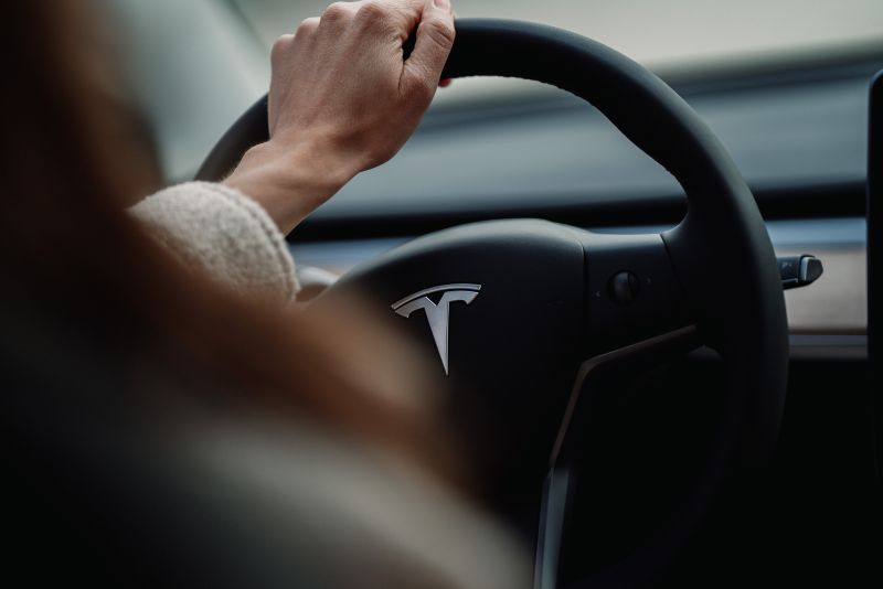 ▲電動車大廠特斯拉（Tesla）及其執行長馬斯克（Elon Musk）被告上法院。（示意圖／取自unsplash）
