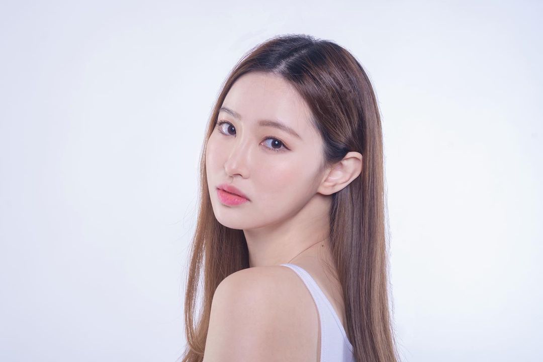 ▲模特兒出身的伍倩彤，有嫩版張曼玉的封號。（圖／翻攝伍倩彤IG）