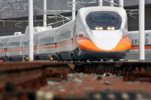 高鐵採購12組新世代列車！日立東芝聯盟以285億元得標
