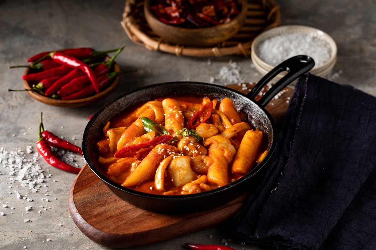 ▲「涓豆腐」的我愛媽媽四人組合套餐現省367元，消費滿800元再送價值1300元的料理兌換券1份。（圖／豆府餐飲集團提供）