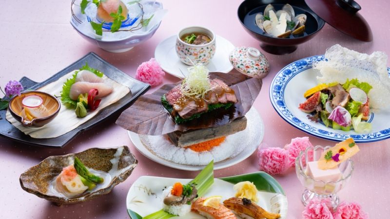 ▲義大皇家酒店「柳町日本料理」今年母親節套餐推出溫暖的粉紅色系美食。（圖／義大皇家酒店提供）