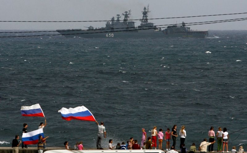 ▲服役於北方艦隊的恰巴年科夫海軍上將號,2008年攝於古巴哈瓦那灣。(圖/美聯社/達志影像)