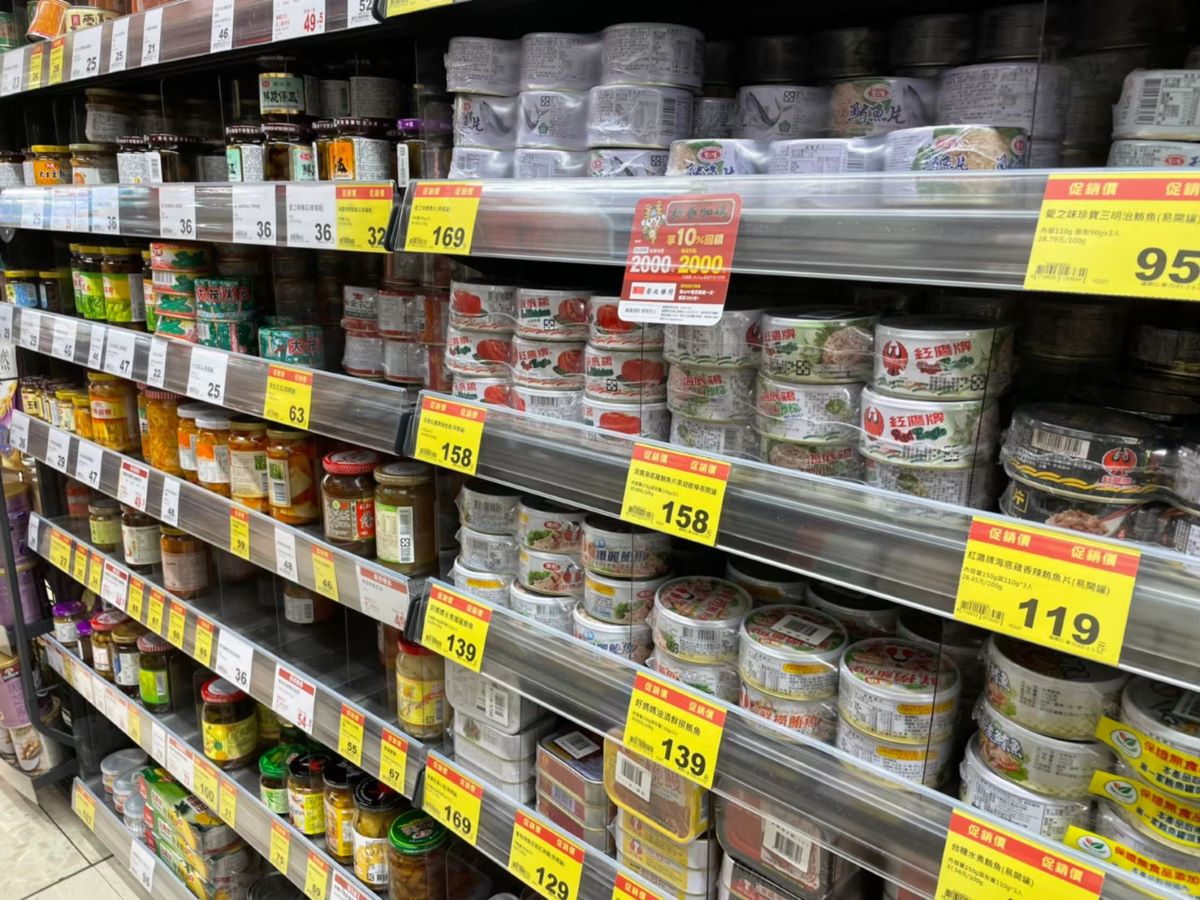 ▲營養師高敏敏近日分享儲糧清單，推薦7款食材營養又耐放，還提醒民眾「自己煮飯除了能減少出門的次數，也能更安心和衛生」。（示意圖／記者陳雅雲攝）