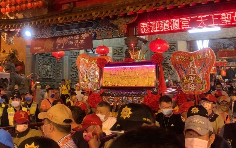 ▲每年的大甲媽遶境活動,也是顏清標和宗教界朋友的「一年一會」。(資料畫面/記者顏幸如攝,2022.05.03)