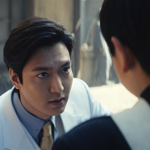 ▲李敏鎬主演的影集《柏青哥》第一季，將頂替《信號2》的檔期在tvN播出。（圖／Apple TV+）