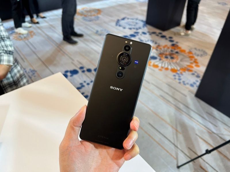▲真相機旗艦手機Sony Xperia PRO I配合通路活動降價逾6千,意外成為4月降價榜冠軍。(圖/廠商提供)