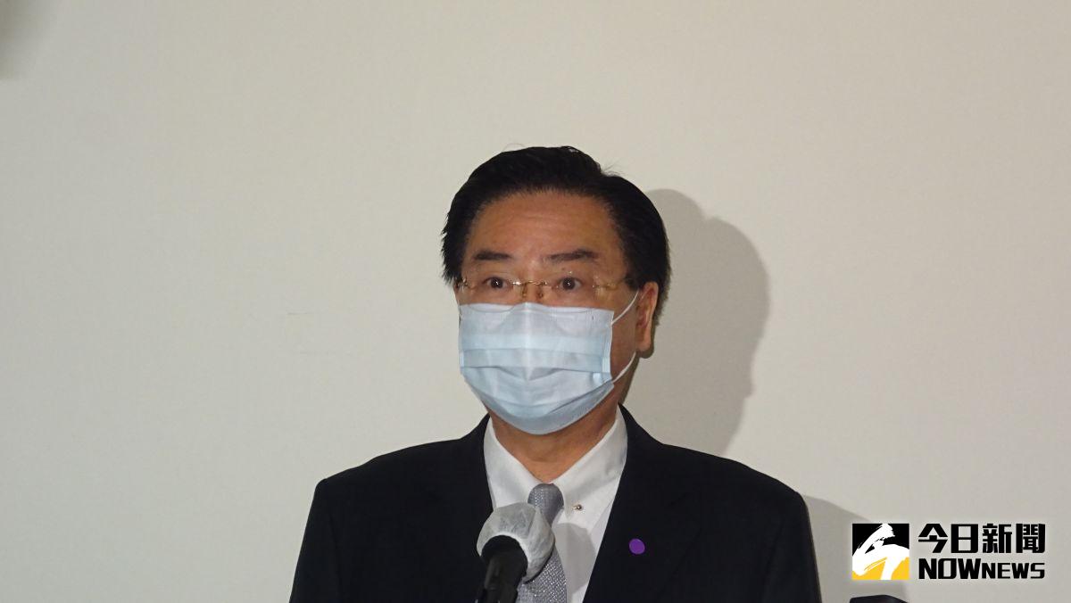 ▲美國CDC調升台灣旅遊警示為二級，外交部長吳釗燮表示，沒禁止美國人來台，只是提醒注意台灣疫情發展。（圖／記者呂炯昌攝，2022.05.04）