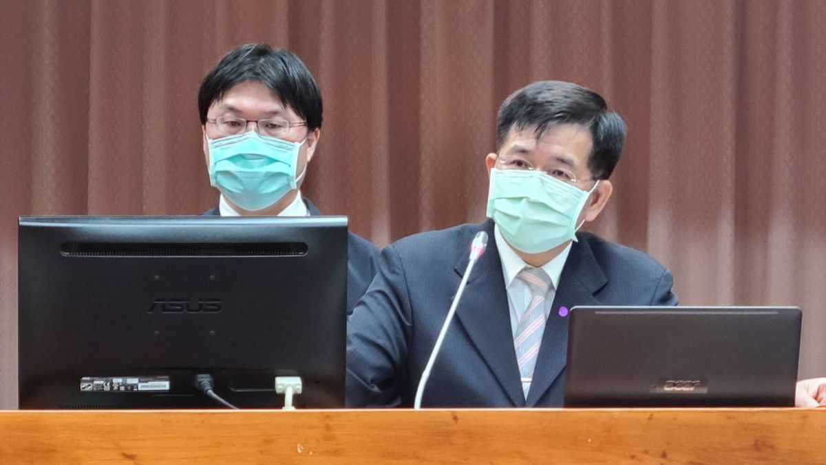 ▲教育部長潘文忠今（4）日在立院答詢時指出，贊同大學行政會議涉及學生權益時，應有學生代表「出席」，各校應建立一套機制。（圖／記者李琦瑋攝，2022.05.04）
