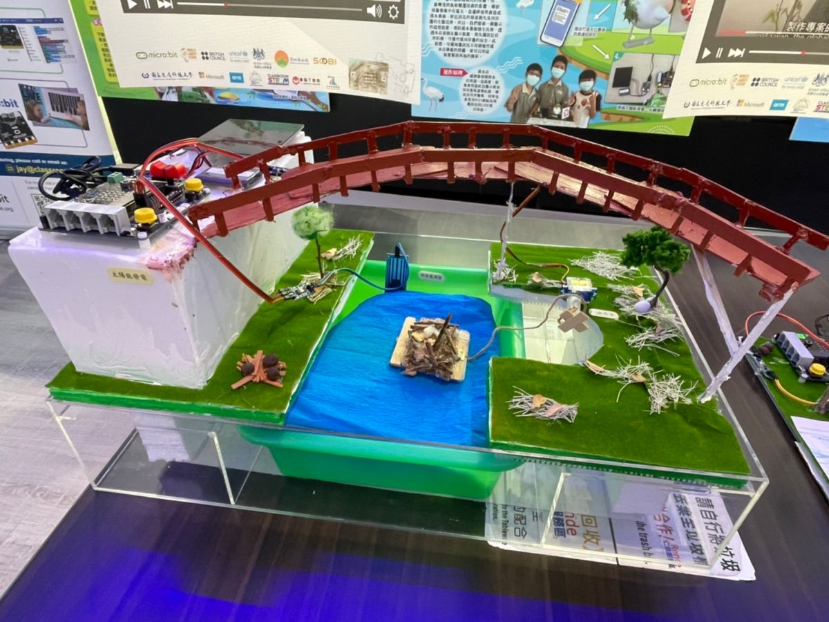 ▲台南市大同國小學童學生陳可忻、劉子晴、鄭承恩作品「鳥巢守護者」，獲得「do your:bit全球挑戰賽」亞太冠軍（圖／記者林怡孜攝，2022,05,04）