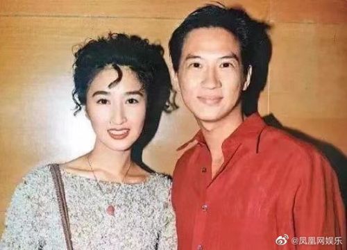 ▲關詠荷（左）與張家輝（右）結婚23年，兩人唯一的女兒也已經成年。（圖／翻攝自微博）