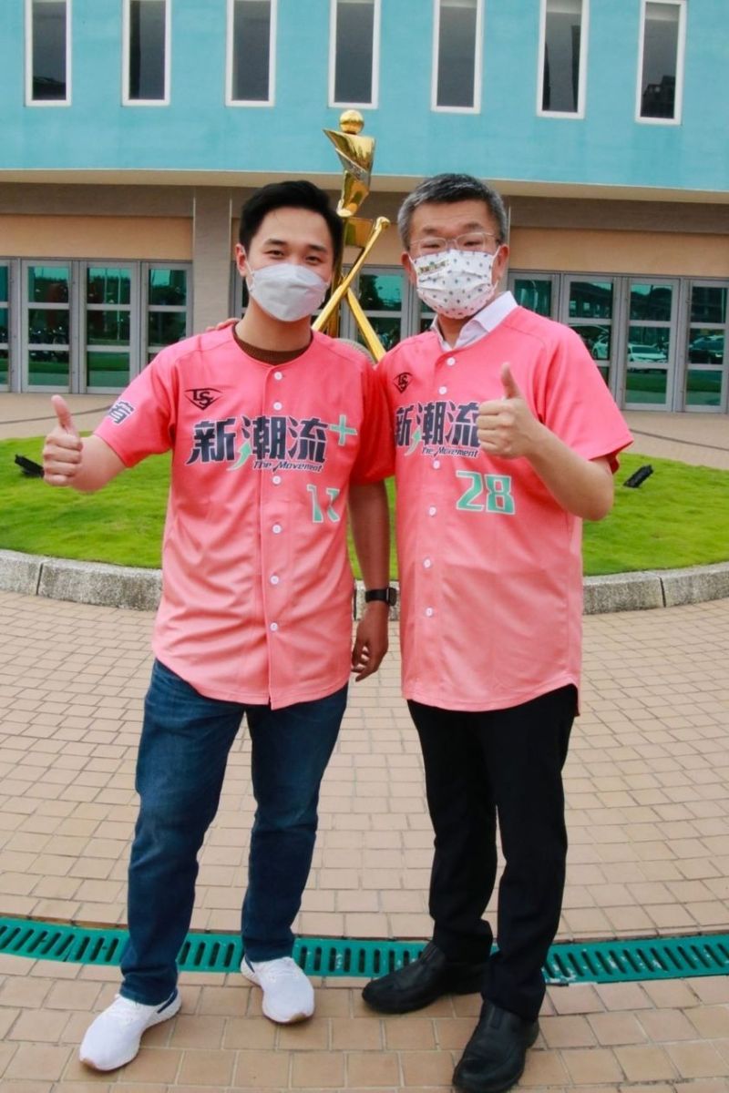 ▲許家睿表示,桃園市不應成為羅智強苟延殘喘政治工作的備胎,也不是羅拿來向誰漫天喊價的交易品。(圖/翻攝自許家睿臉書)